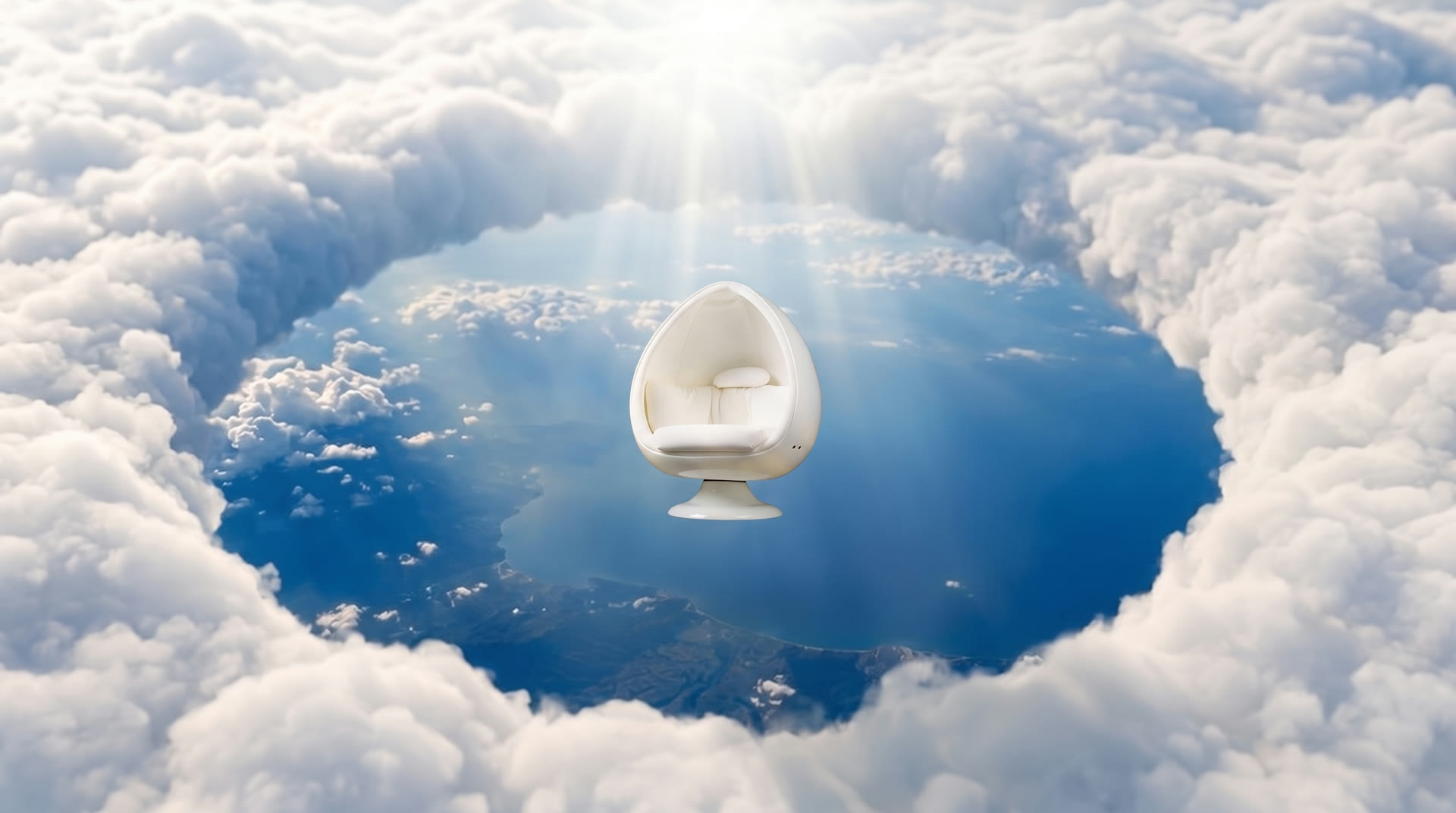 SoloDome Deluxe in a luminous cloud aperture